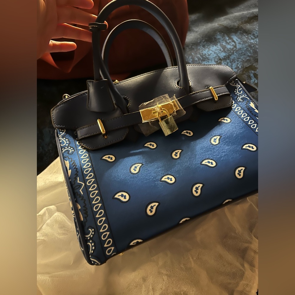 blue purse - Picture 3 of 3